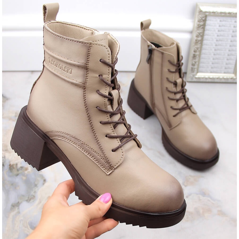 Bőr női bokacsizma magas sarkú cipővel és platform T.Sokolski Z23-44 bézs 1