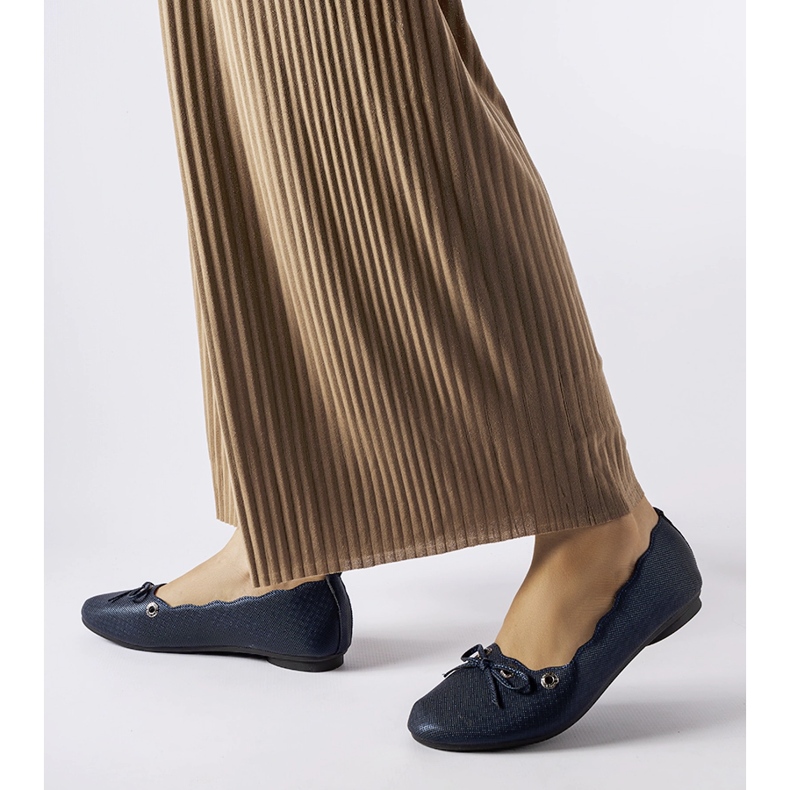 Sötétkék Toft balettlakások 1