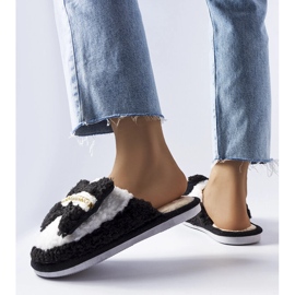 Fekete-fehér papucs masnival 2 Fekete-fehér papucs masnival 2