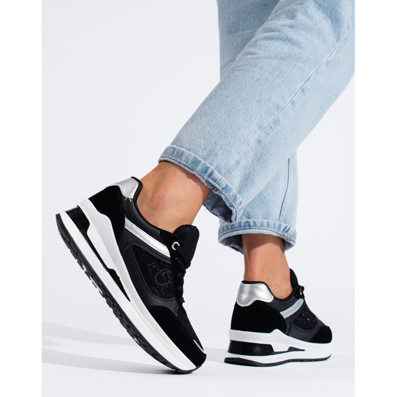 Fekete női tornacipő fehér Shelovet betéttel 2