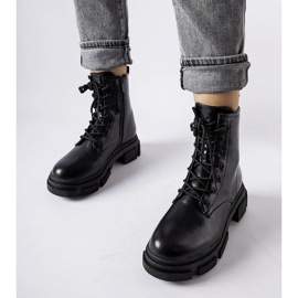 Fekete klasszikus Berto munkások 1