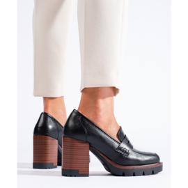 Elegáns fekete női magassarkú cipő a Shelovet-től 2