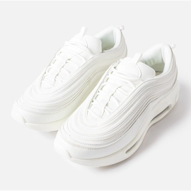 Fehér klasszikus férfi tornacipő a Conti-tól 1