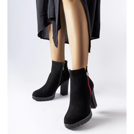 Fekete szatén bokacsizma a Rogeno márkától 1