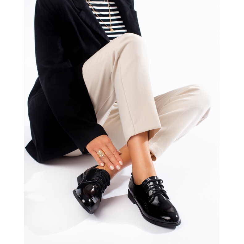 Patentfekete Shelovet fűzős oxfordok 1