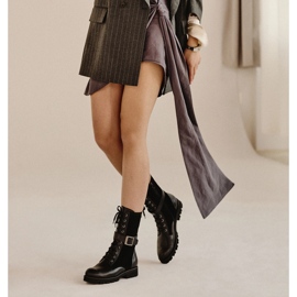 Marco Shoes Fűzős csizma világos talpon 2118B fekete 1