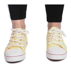 Lavso bézs áttört cipők 1