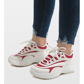 Divatos fehér sportcipő BO-15 1