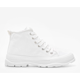 Fehér magas cipők vastag Evelin talpon 1