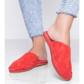 Vénusz vörös szárnyai piros 1