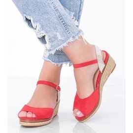 Piros espadrillák a Heis ékén 1