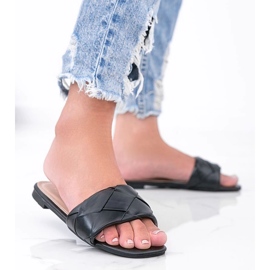 Fekete papucs fonott Irén felsőrésszel 1 Fekete papucs fonott Irén felsőrésszel 1