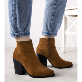 Teves cowboycsizma Milady posztján barna 1