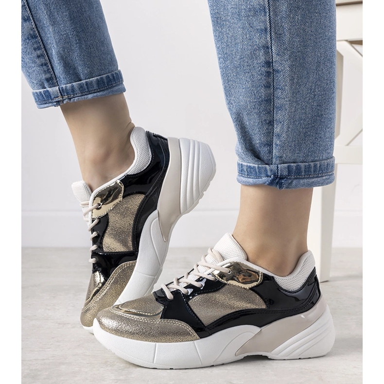 Arany cipők magas talppal Rude fekete 1