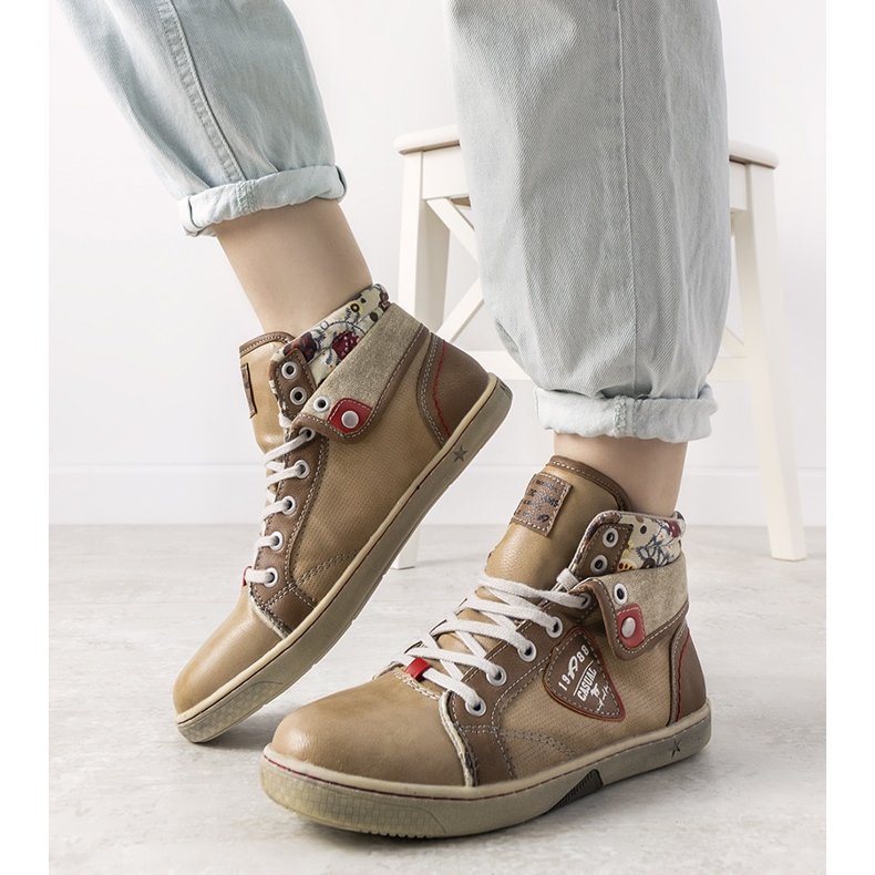 Niente bézs színű, bokáig érő cipője 1