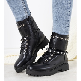 Lapos fekete fekete csizma 1 Lapos fekete fekete csizma 1