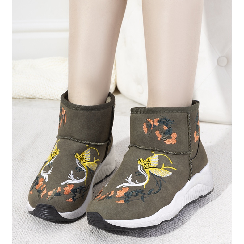 Jamil hímzett zöld hócsizma 1