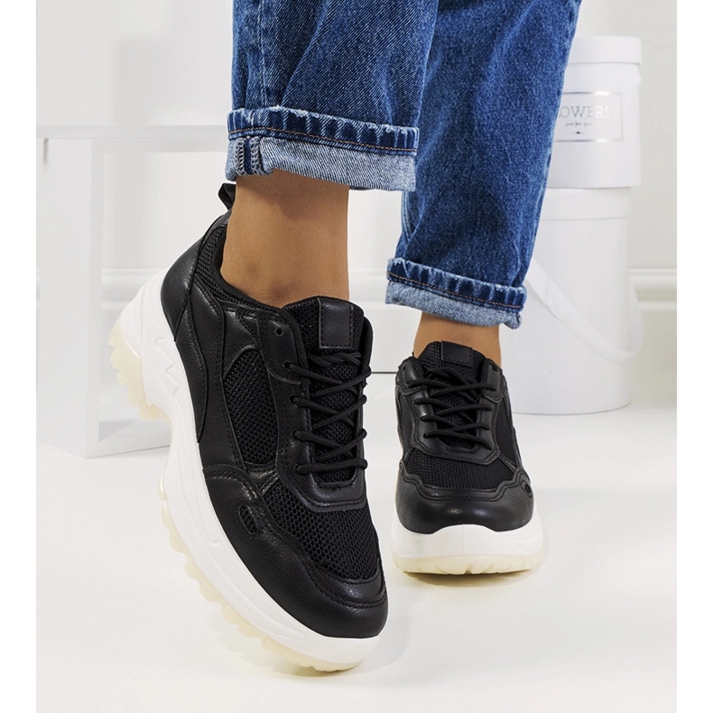 Fekete Depretis edzőcipők 1