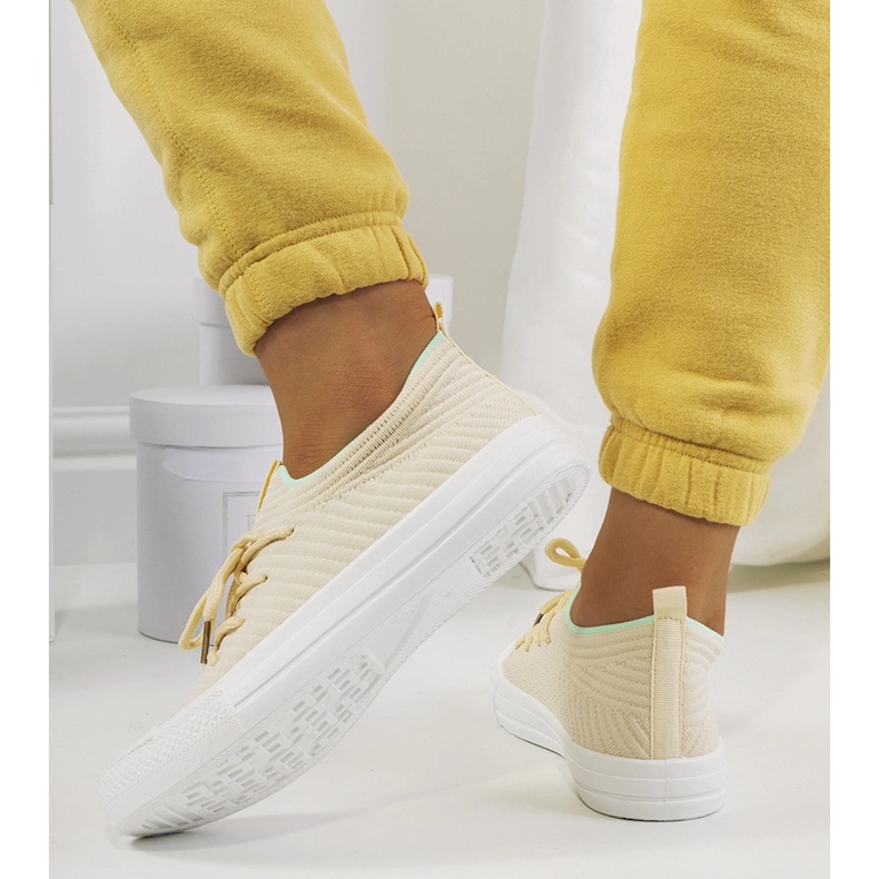 Medina bézs színű női tornacipő 1