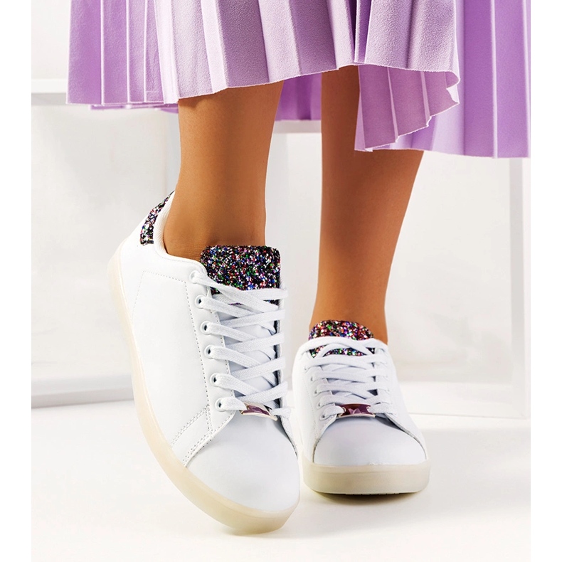 Fehér tornacipő Alfaro ledekkel 1