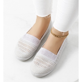 BM Maria szürke áttört tornacipője 1 BM Maria szürke áttört tornacipője 1