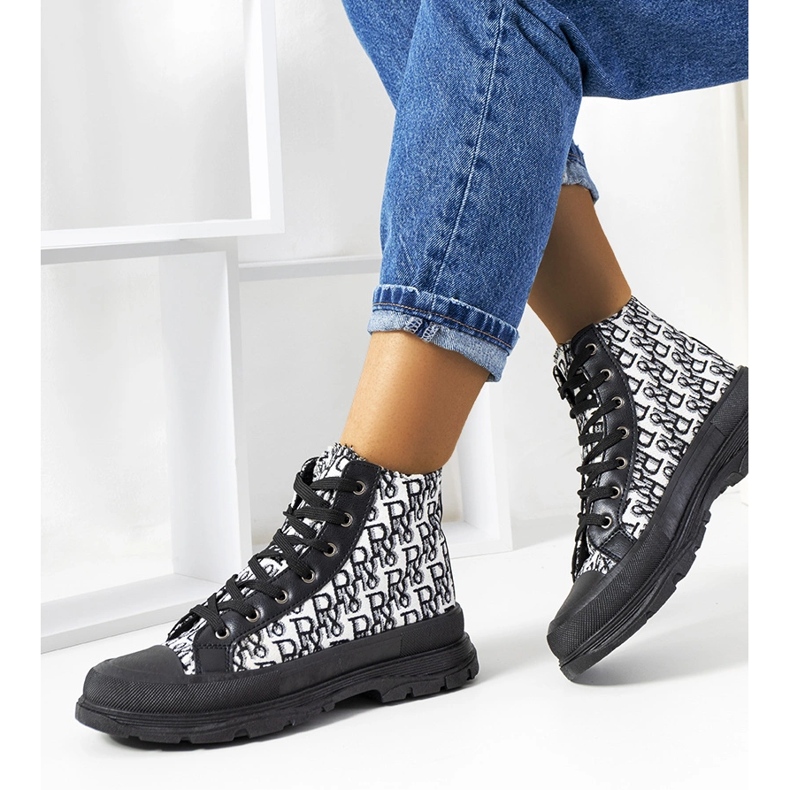 Fekete Chester női tornacipő 1 Fekete Chester női tornacipő 1