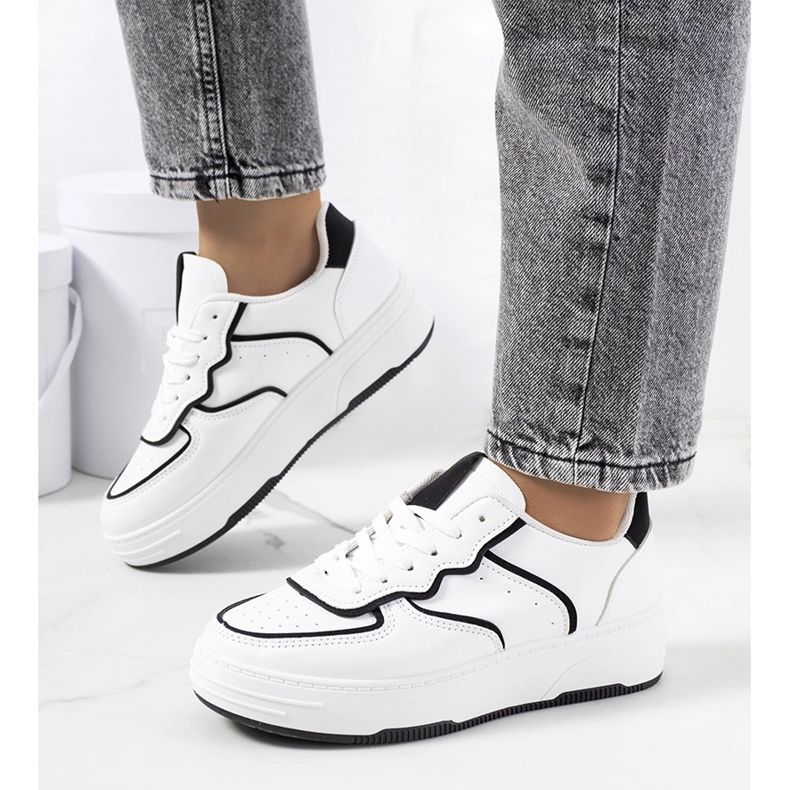 Női Bieke tornacipő, fehér és fekete 1