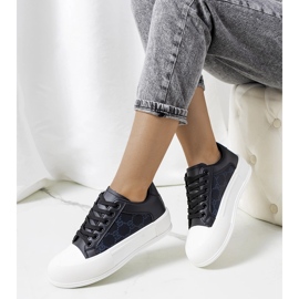 Fekete tornacipő a Birkett platformon 1