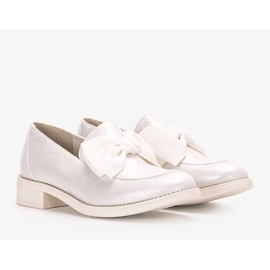 Fehér brogues Bizier masnival 1