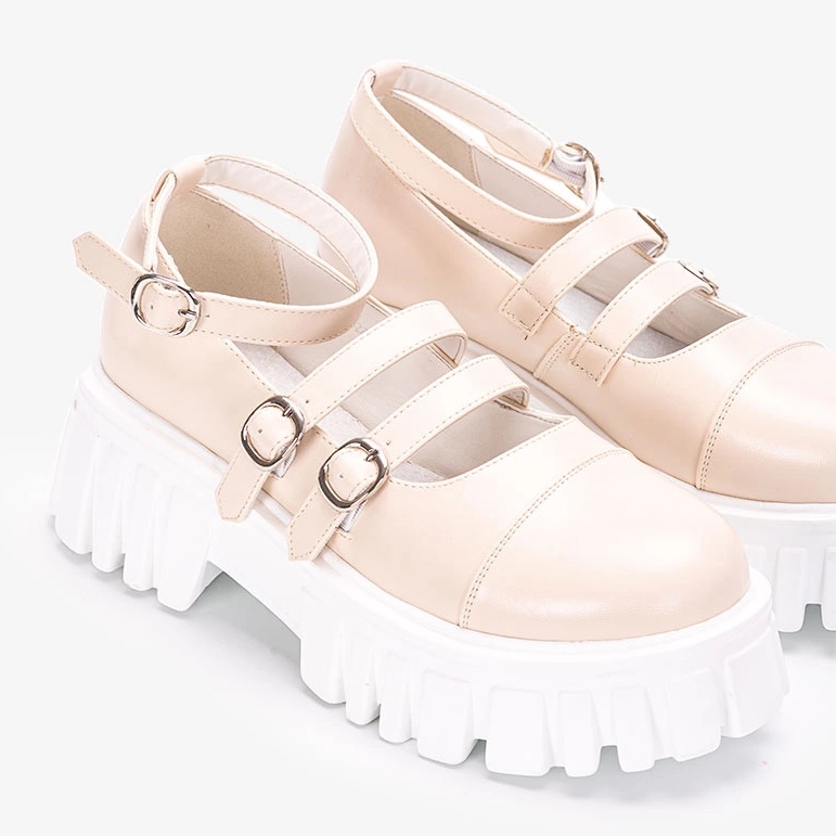 Jonell bézs cipő traktortalppal 1