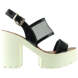 Magas talpú szandál LX03 Fekete 1