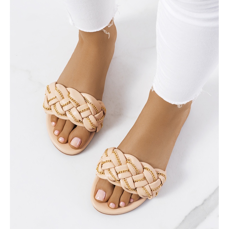 BM Elegáns bézs színű Correra papucs 1