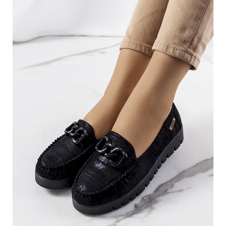 Fekete mokaszinok az Indira platformon 1