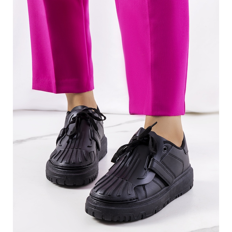 Fekete tépőzáras cipők a Pates-től 1 Fekete tépőzáras cipők a Pates-től 1