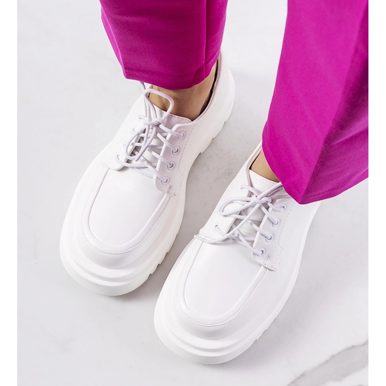 Nunes fehér oxford cipő 1