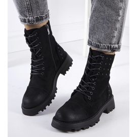 Fekete öko-velúr csizma a Polperro cégtől 1