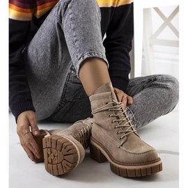 PA1 Nicolo bézs csapdái 1