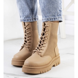 Barna Lennon trapperek bézs 1