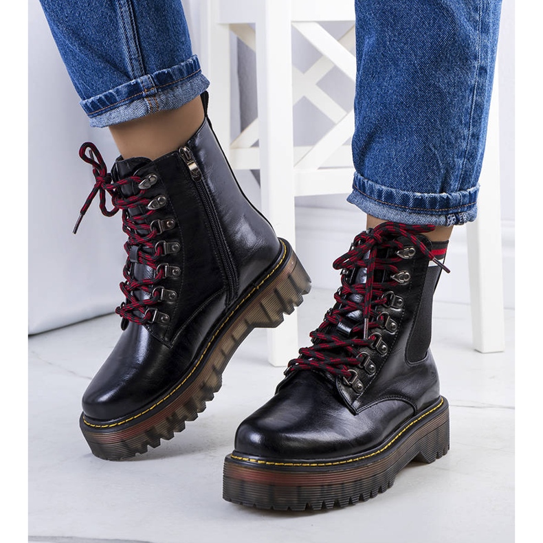 Fekete női Foria csizma 1 Fekete női Foria csizma 1