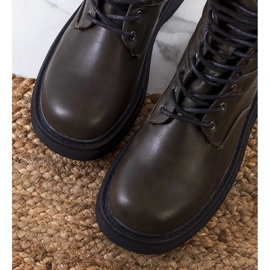 A márka zöld női csizmája Costel 1 A márka zöld női csizmája Costel 1