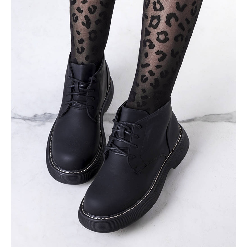 PA1 Fekete szigetelt csizma a Savino-tól 1