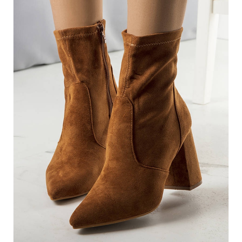 PA1 Tevecsizma a Kensley poszton barna 1