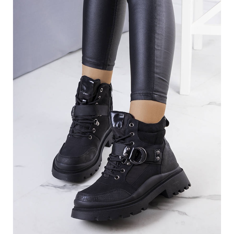 PA1 Fekete szigetelt csizma a Zakira márkától 1