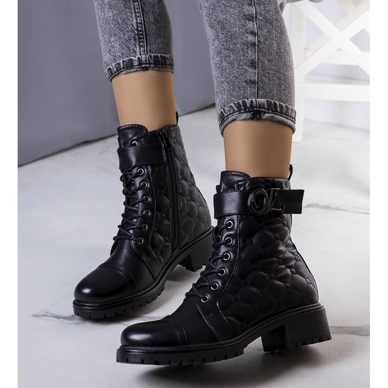 BM Arseny fekete hőszigetelt steppelt csizma 2