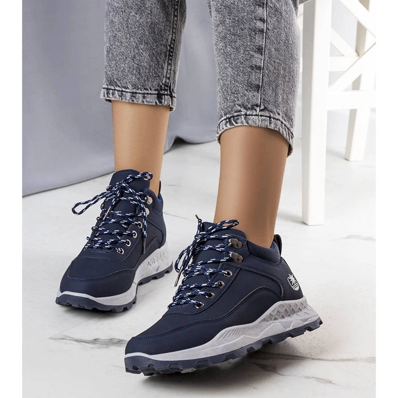 Női sötétkék szigetelt túrabakancs a Duranitól 1