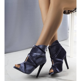 BM Szürke elegáns pumpák felsőrésszel a Sao-tól 1