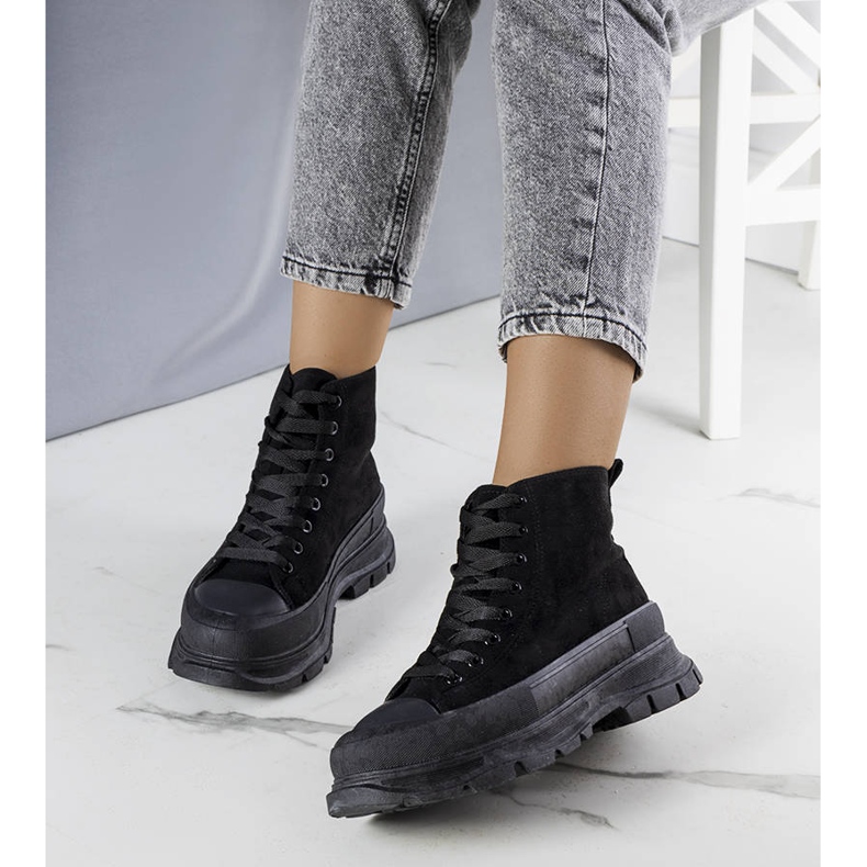 BM Fekete platform tornacipő a Gertrude-tól 1