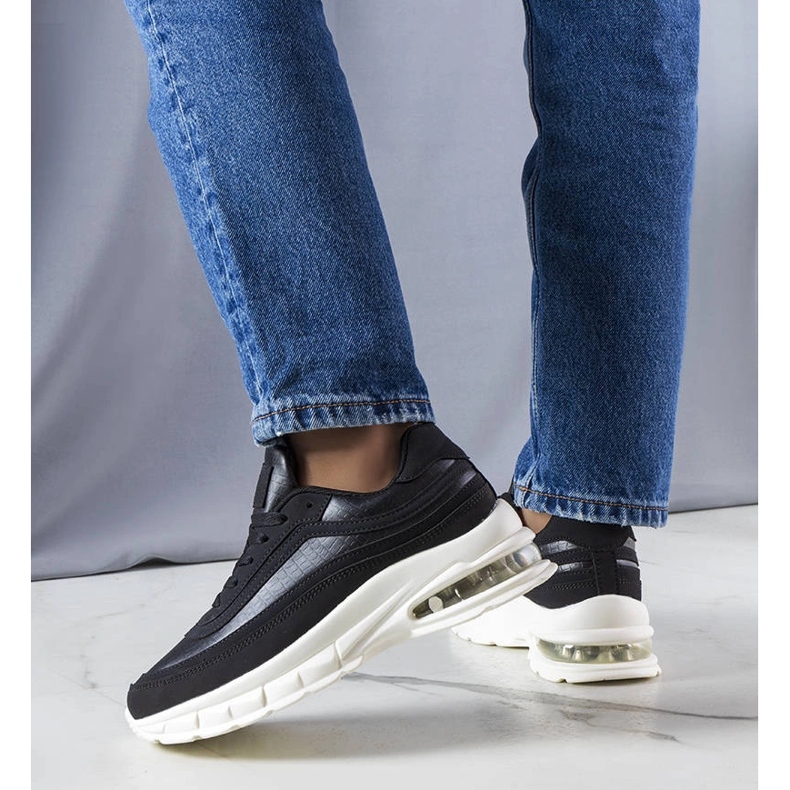 Courtne fekete tornacipő 1