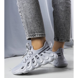 Szürke tornacipő divatos Beth talppal 1