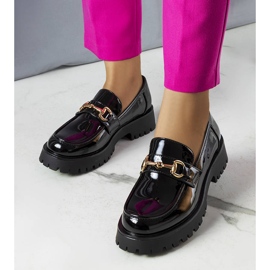 A márka fekete lakkozott cipői Simard 1